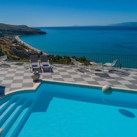 Garbis Villas & Apartments Lourdata  Bagian luar foto