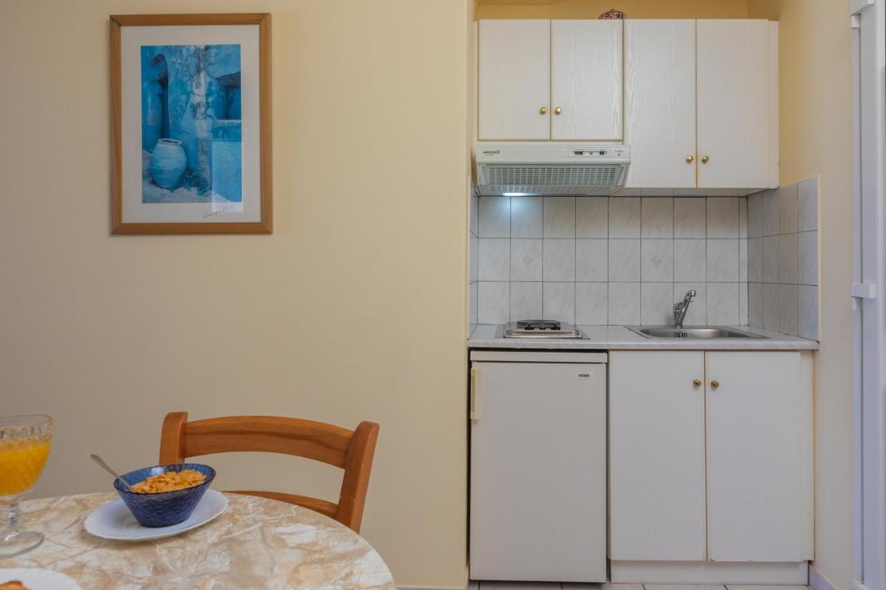 Garbis Villas & Apartments Lourdata  Bagian luar foto