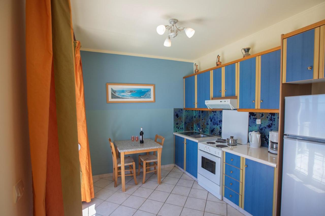 Garbis Villas & Apartments Lourdata  Bagian luar foto