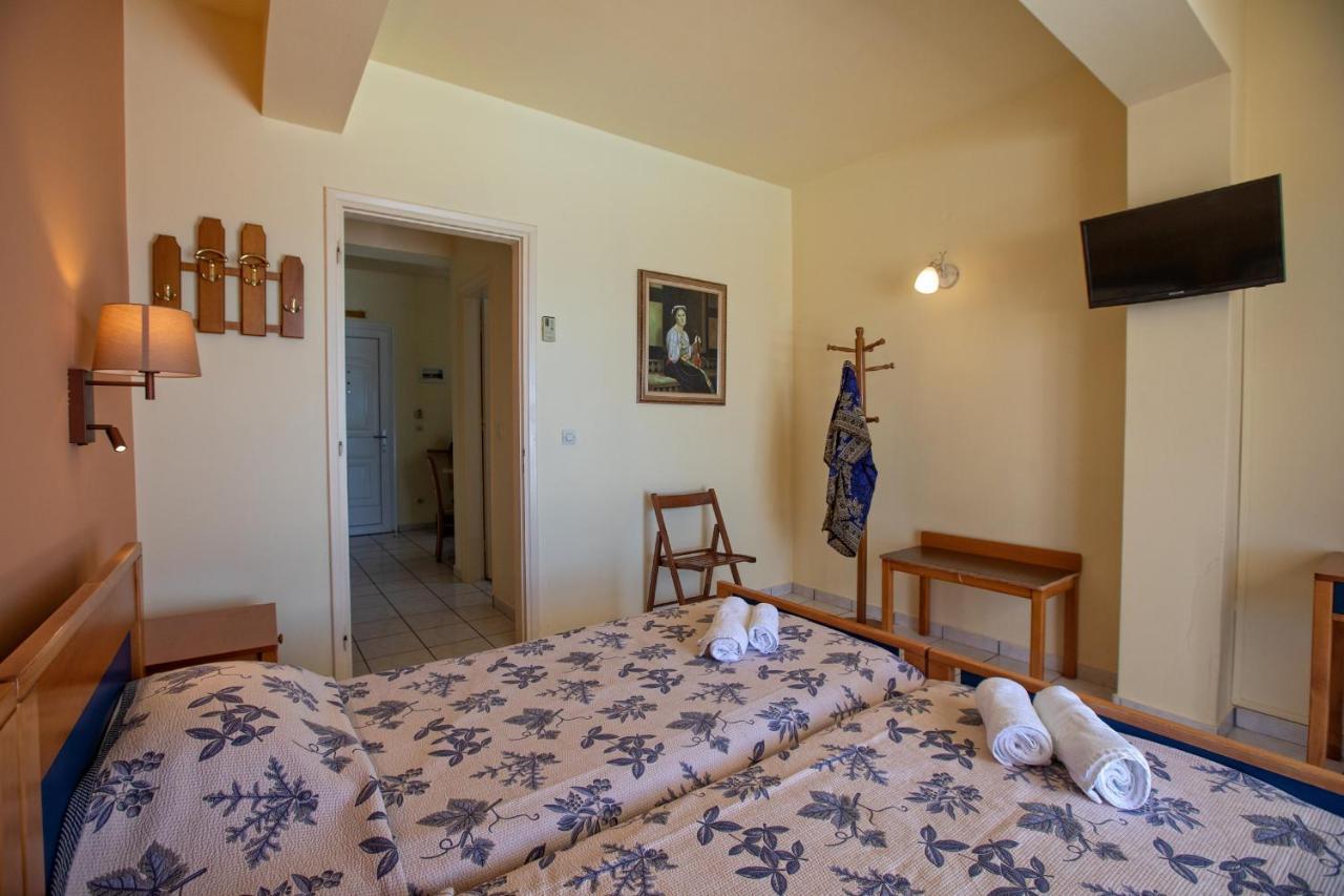 Garbis Villas & Apartments Lourdata  Bagian luar foto