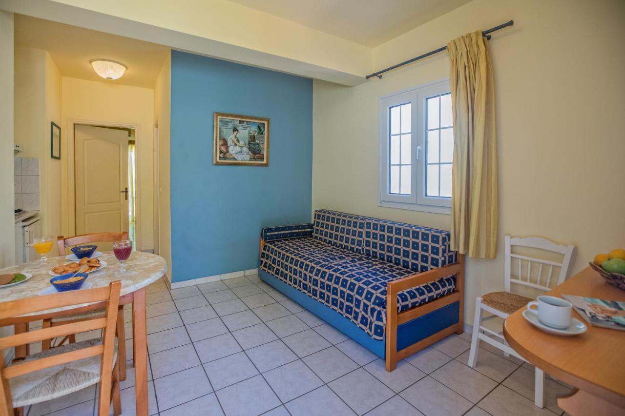 Garbis Villas & Apartments Lourdata  Bagian luar foto